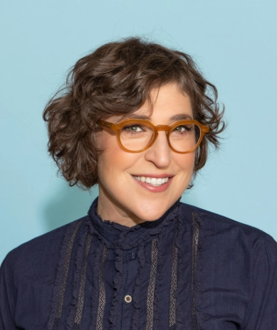 Headshot of Mayim Bialik, actor, author and neuroscientist